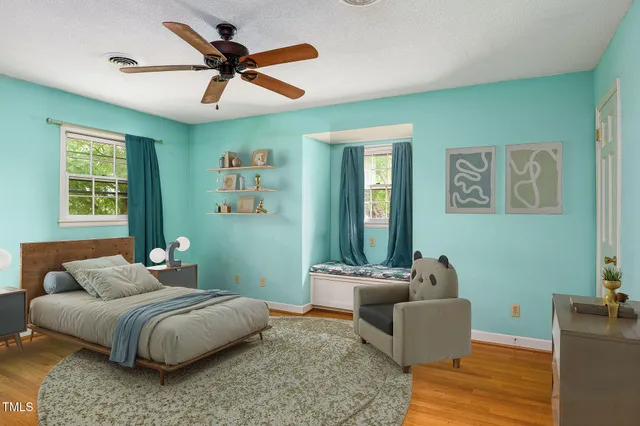 $399,999 | 2021 Sunnybrook Drive, Burlington, NC 27215