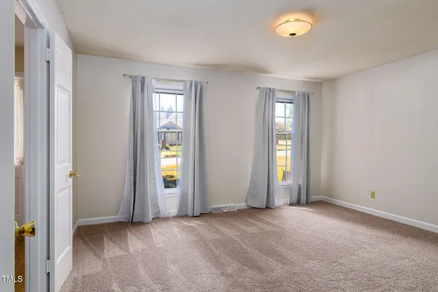 $399,999 | 2021 Sunnybrook Drive, Burlington, NC 27215