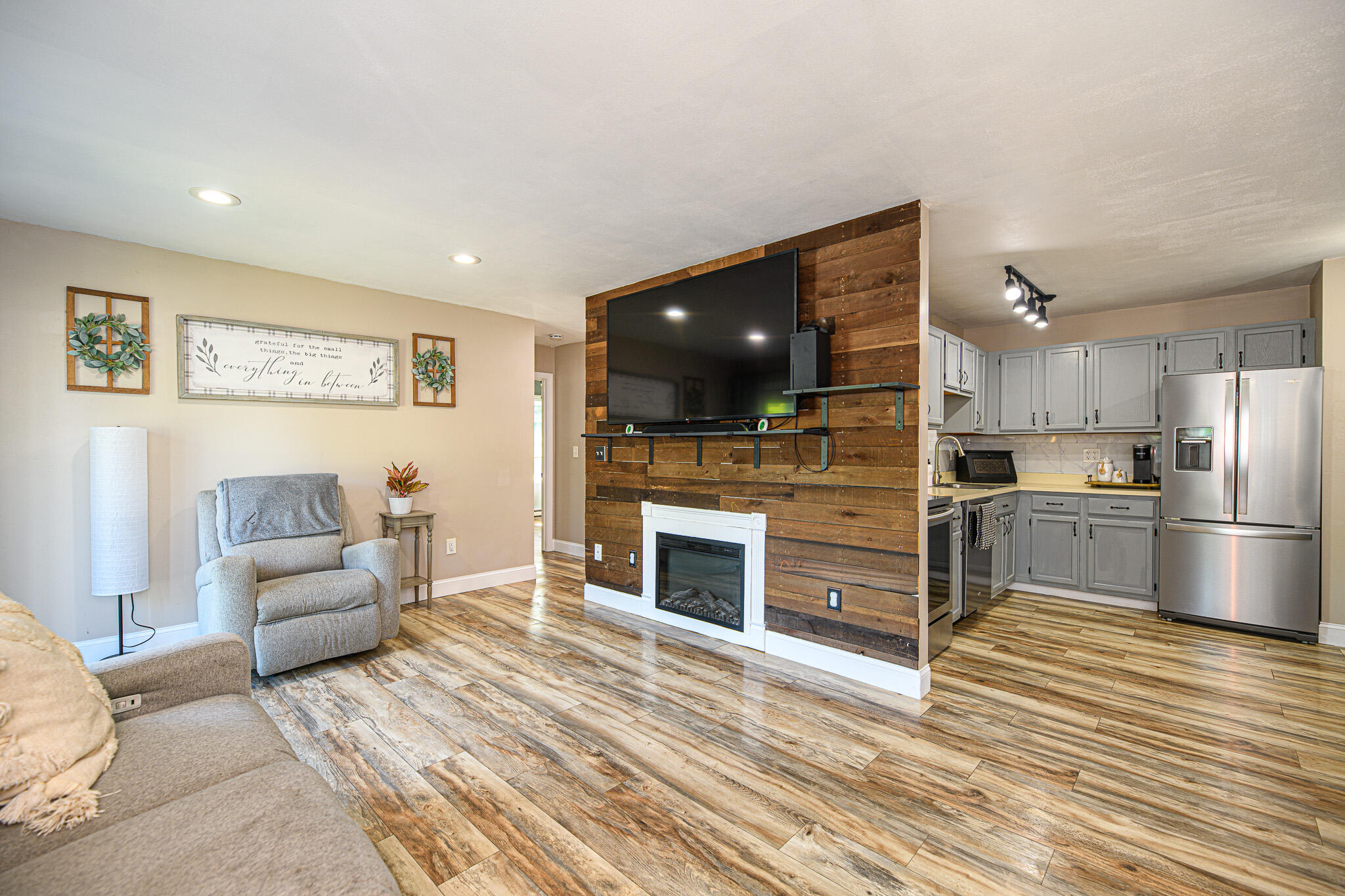 13 Farmgate Road, Unit 13 South Berwick, ME 03908 - Photo 6 of 37 RSN_1839