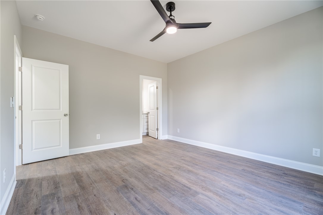 405 South Cherry Street Seneca, SC 29678 - Photo 25 of 34