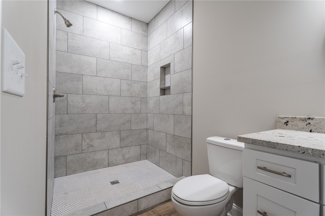 405 South Cherry Street Seneca, SC 29678 - Photo 28 of 34