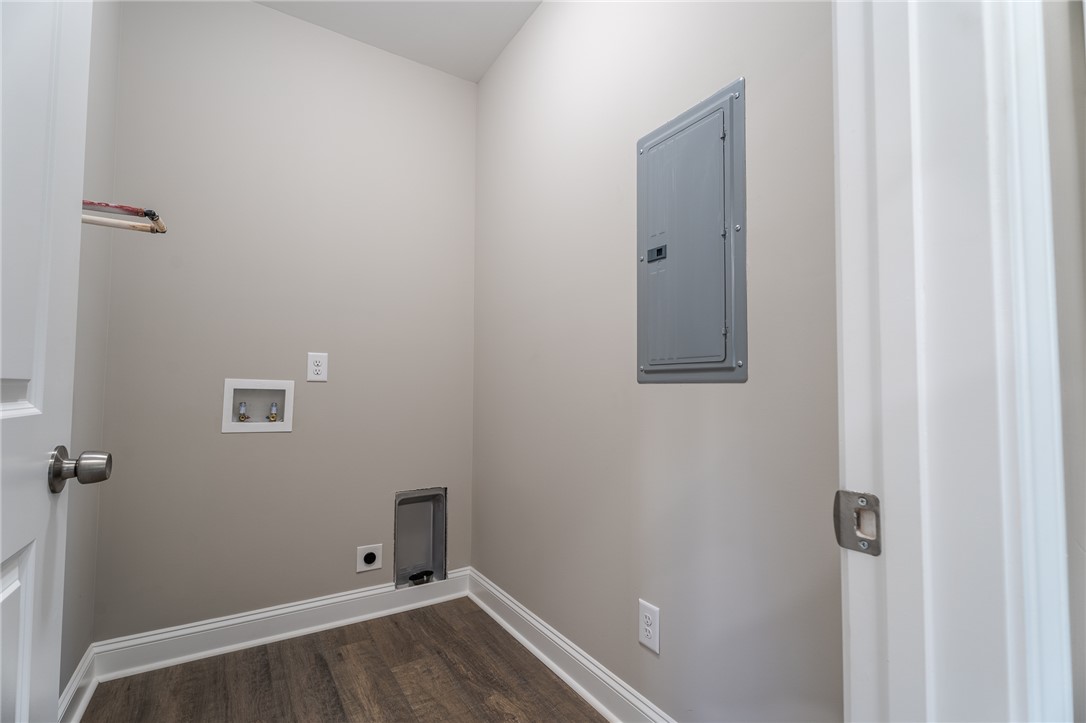 405 South Cherry Street Seneca, SC 29678 - Photo 31 of 34
