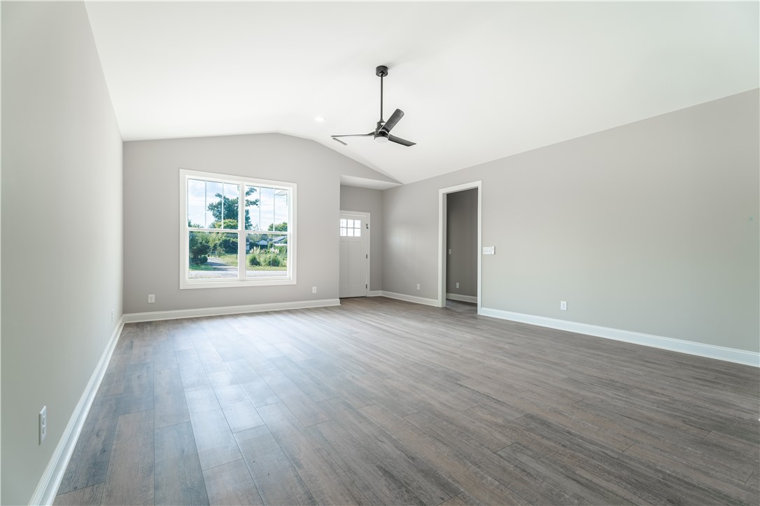 405 South Cherry Street Seneca, SC 29678 - Photo 9 of 34