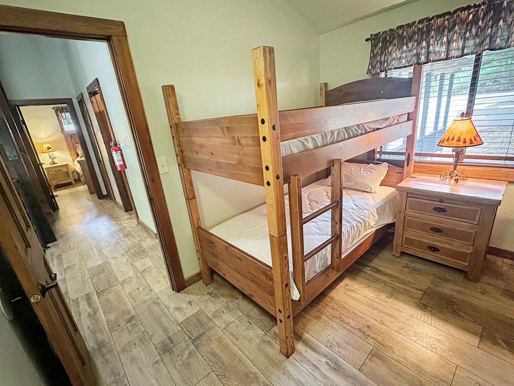 109 Par Drive Cascade, ID 83611 - Photo 15 of 22 Guest Bedroom #3