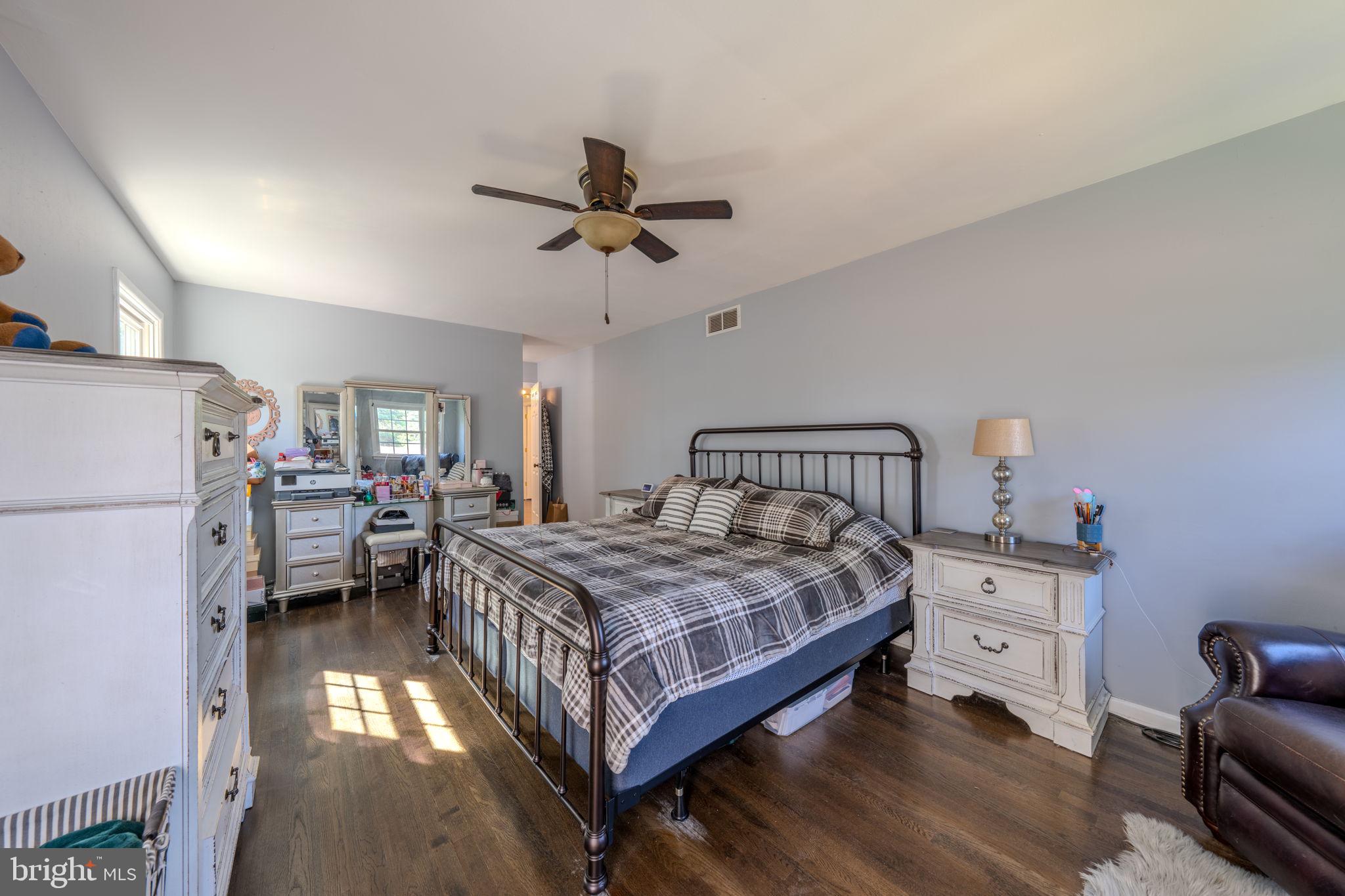 21 Sugar Bush Road Howell, NJ 07731 - Photo 13 of 34