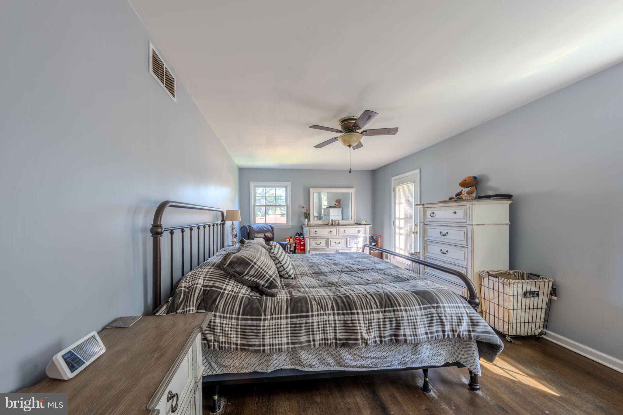 21 Sugar Bush Road Howell, NJ 07731 - Photo 14 of 34