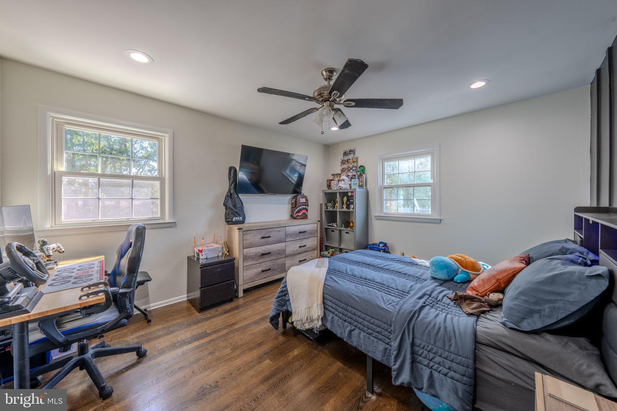 21 Sugar Bush Road Howell, NJ 07731 - Photo 20 of 34