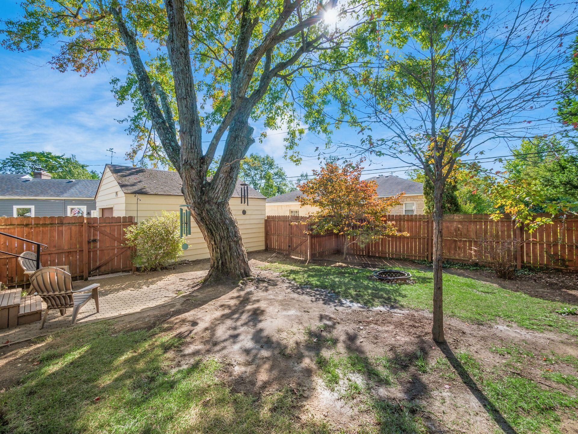 1915 Zollinger Road Columbus, OH 43221 - Photo 53 of 57 052_37d7_N 1915 Zollinger 126