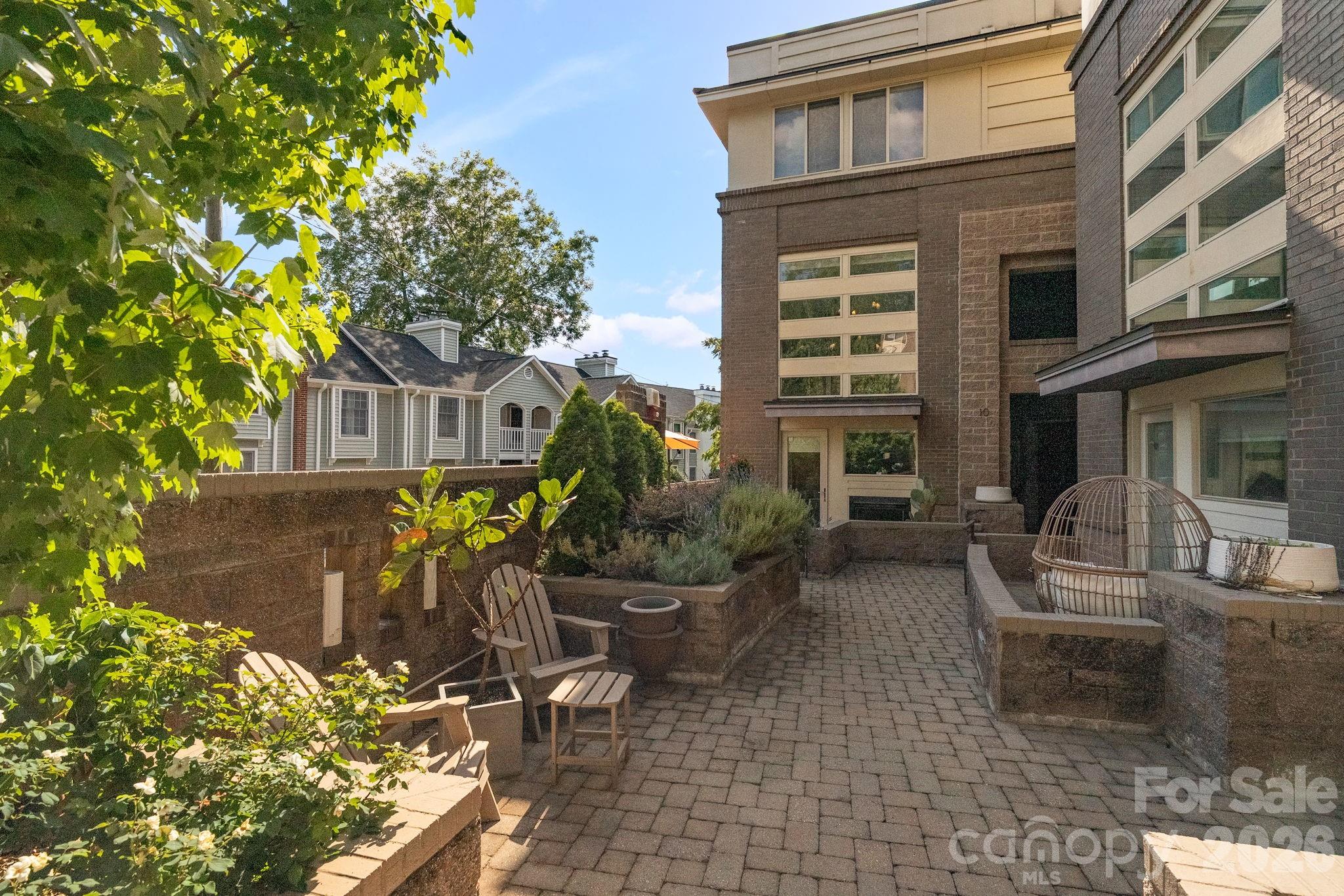 420 Queens Road, Unit 10 Charlotte, NC 28207 - Photo 2 of 39