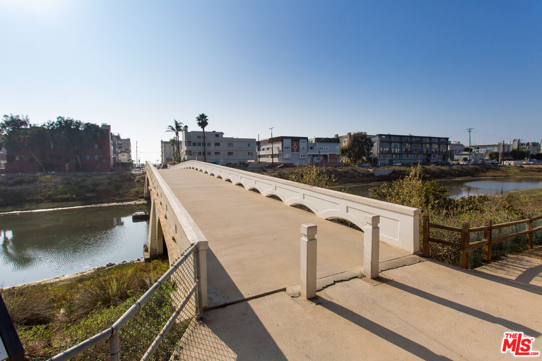 4250 Vía Dolce, Unit 321 Marina del Rey, CA 90292 - Photo 42 of 42 a terrace view with two chairs
