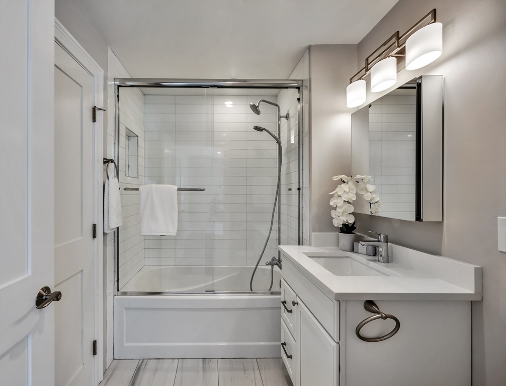 20 Whitney Road, Unit 4 Quincy, MA 02169 - Photo 7 of 8 Gallery Image 7
