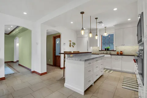 $2,498,000 | 149-02 11th Avenue | Whitestone