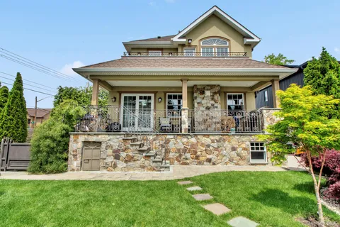 $2,498,000 | 149-02 11th Avenue | Whitestone