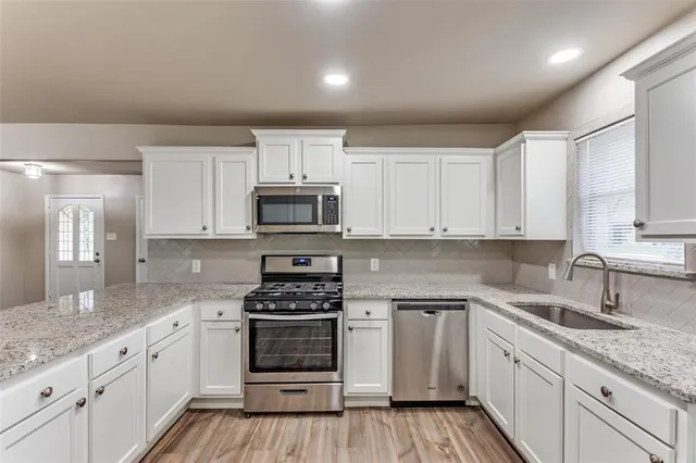 $2,600 | 5229 Rutland Avenue, Fort Worth, TX 76133