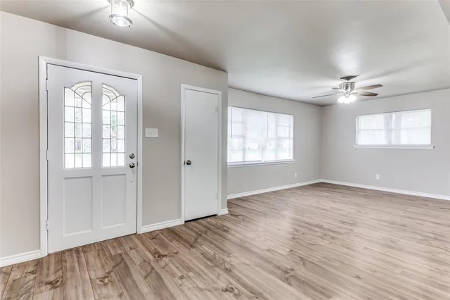 $2,600 | 5229 Rutland Avenue, Fort Worth, TX 76133