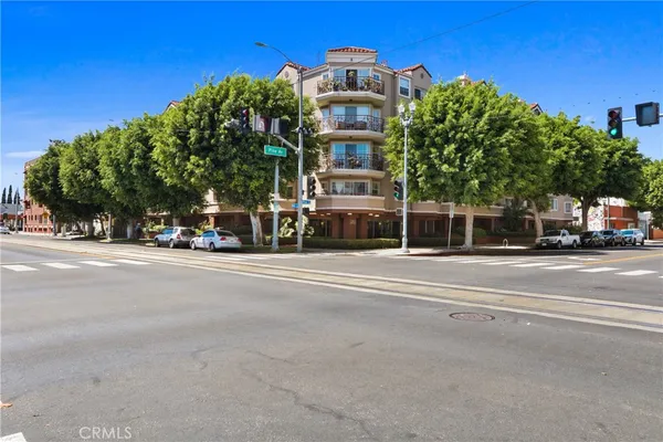 $535,000 | 801 Pine Avenue, Unit 310, Long Beach, CA 90813