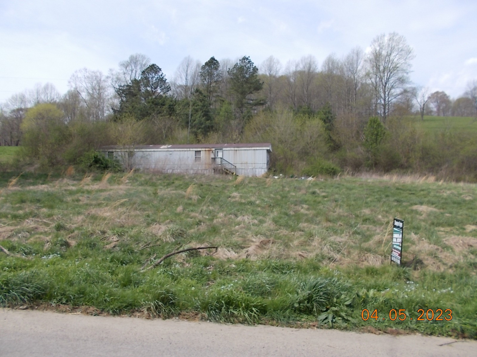 615 King Hill Road Red Boiling Springs, TN 37150 - Photo 1 of 14 a view of a field
