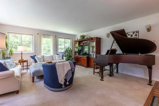 $635,000 | 22 Bromley Forest Road, Winhall, VT 05255