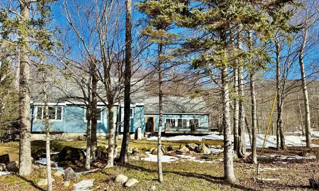 $565,000 | 22 Bromley Forest Road, Winhall, VT 05255