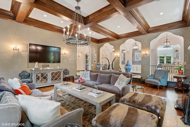 145 Oxford Road Kenilworth, IL 60043 - Photo 12 of 66 a living room with furniture and a flat screen tv