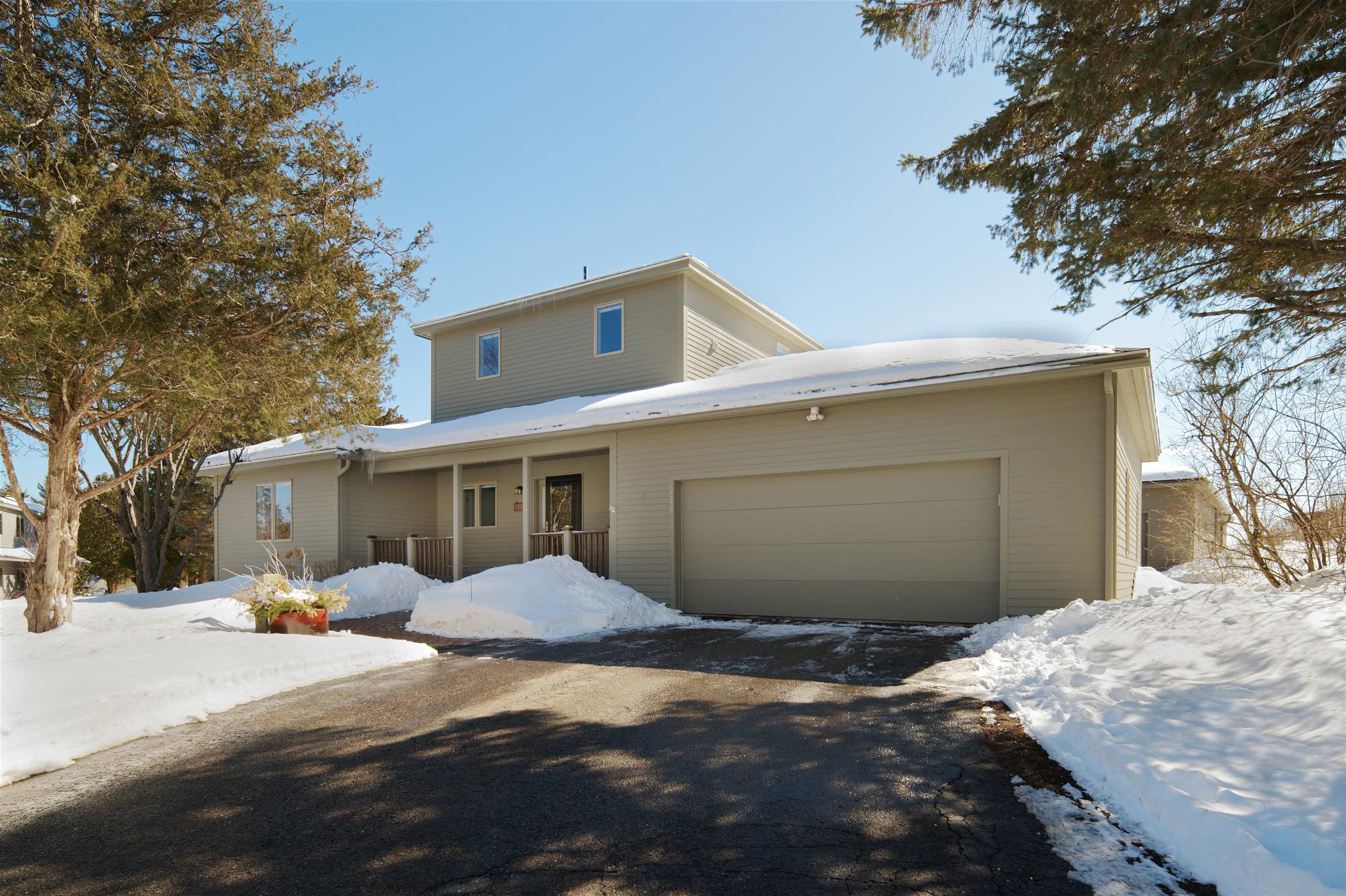 228 Cushing Road Newmarket, NH 03857 - Photo 1 of 60