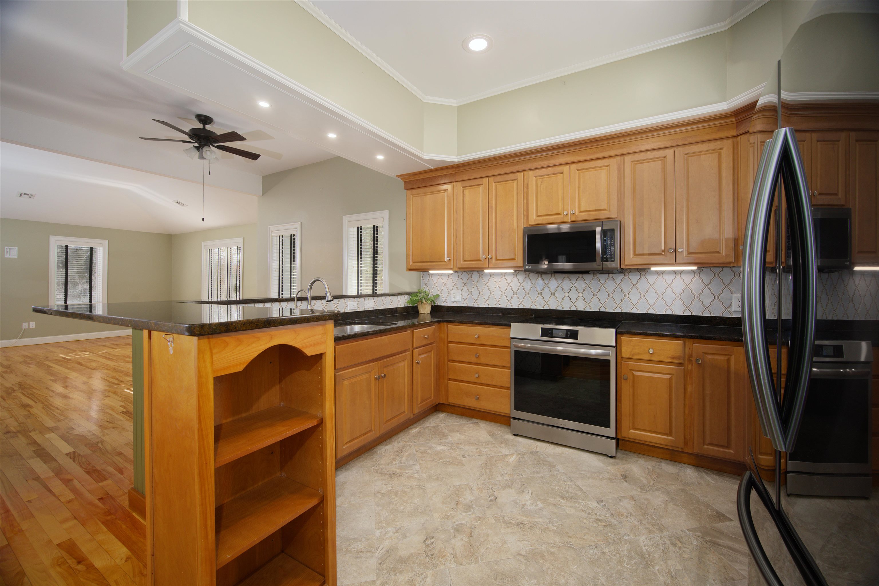 228 Cushing Road Newmarket, NH 03857 - Photo 13 of 60