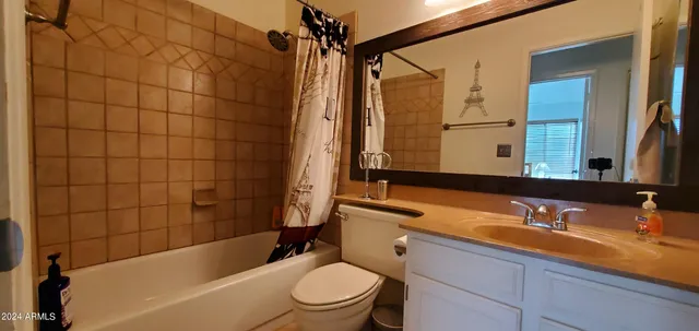 $2,800 | 2137 East Evans Drive, Phoenix, AZ 85022