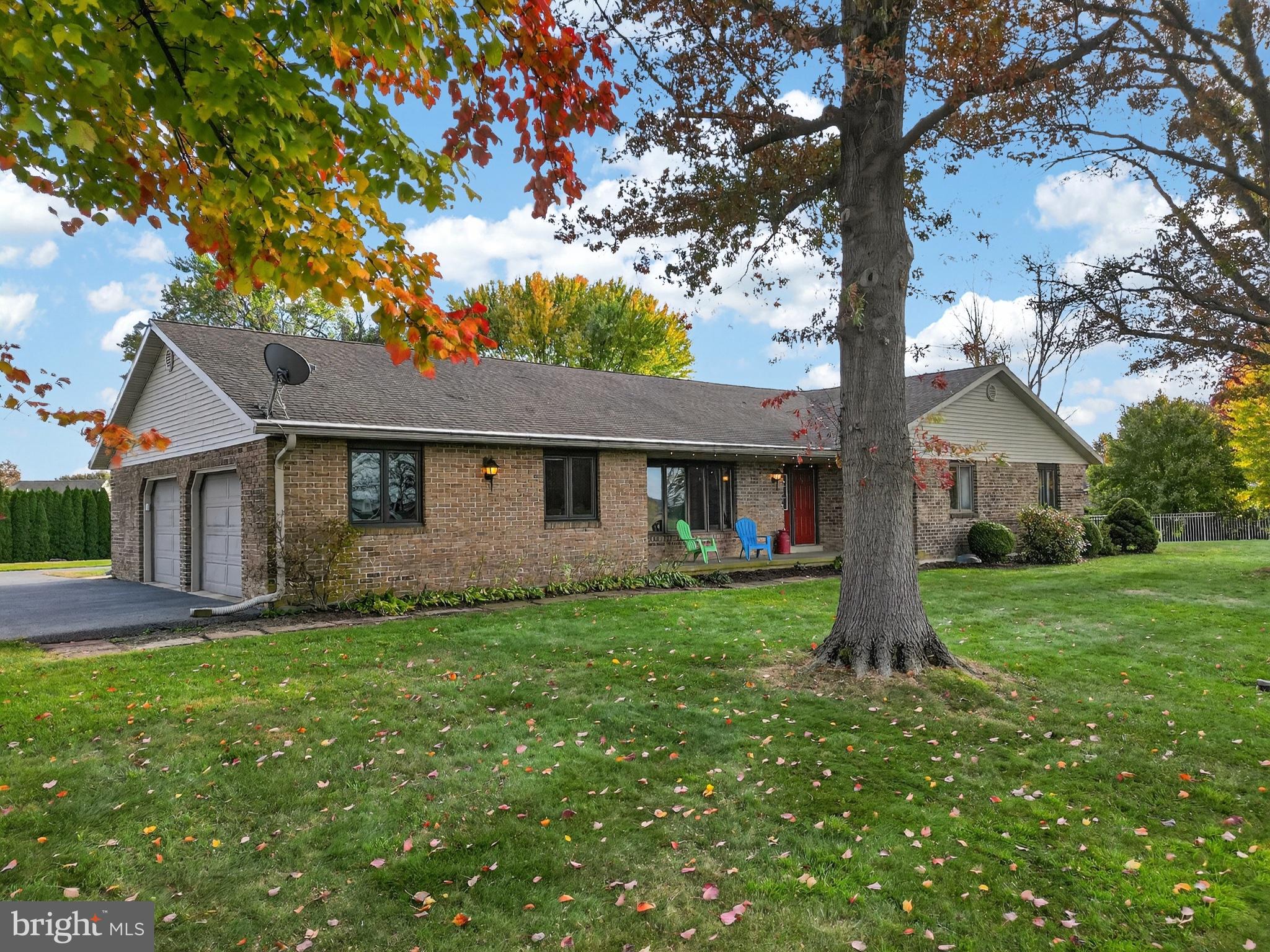 740 Lincoln Gardens Road Ephrata, PA 17522 - Photo 11 of 72 a front view of house with a garden