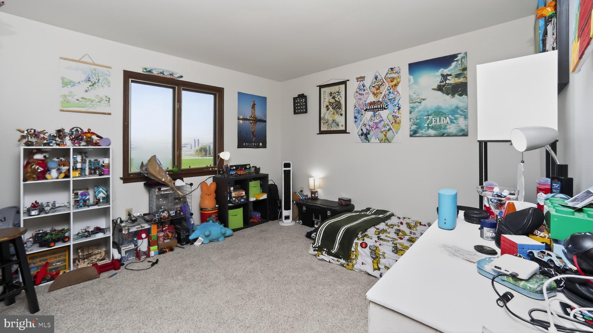 740 Lincoln Gardens Road Ephrata, PA 17522 - Photo 28 of 72 a view of a livingroom with furniture and a window
