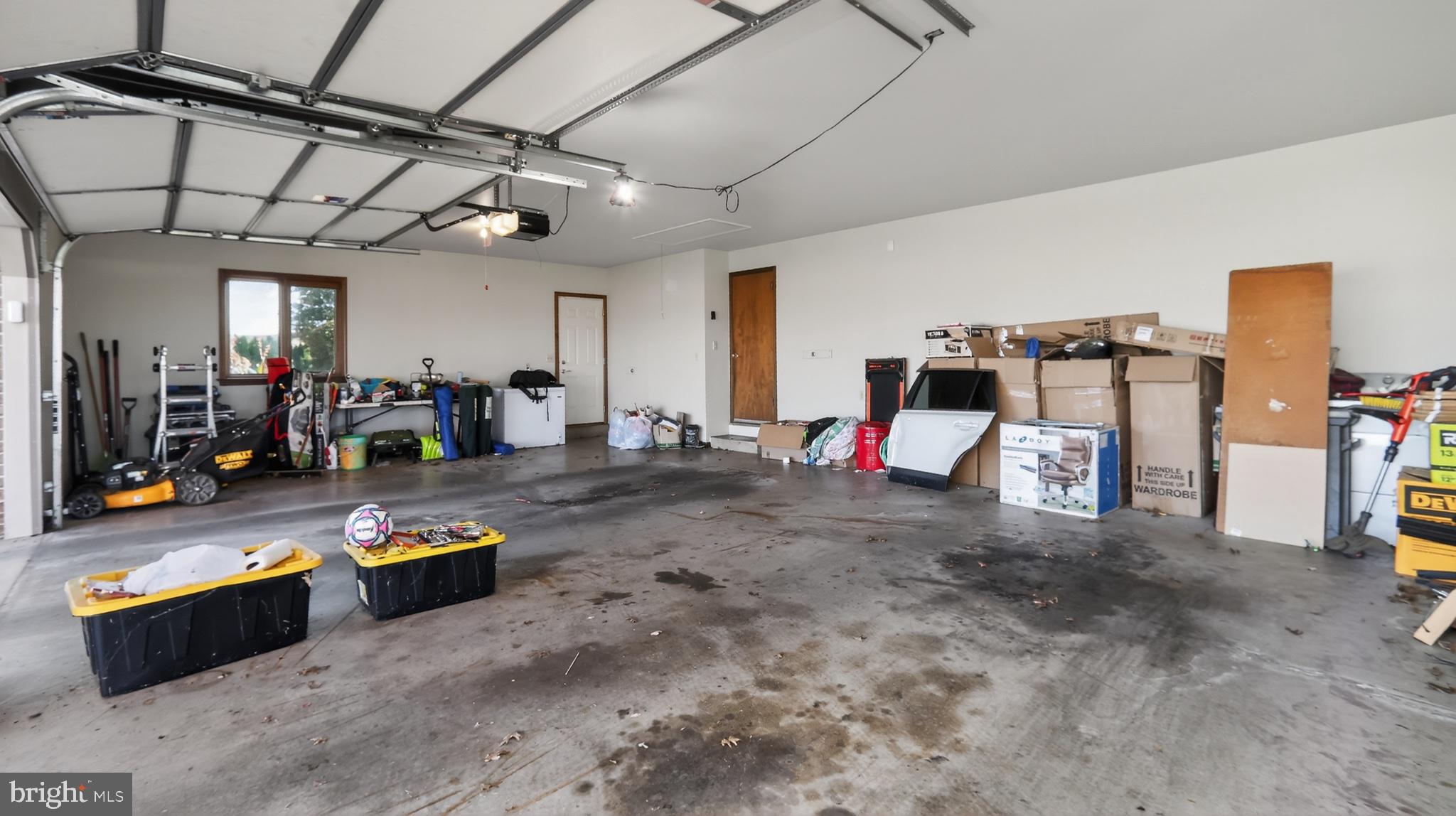 740 Lincoln Gardens Road Ephrata, PA 17522 - Photo 42 of 72 Spacious garage with endless potential.