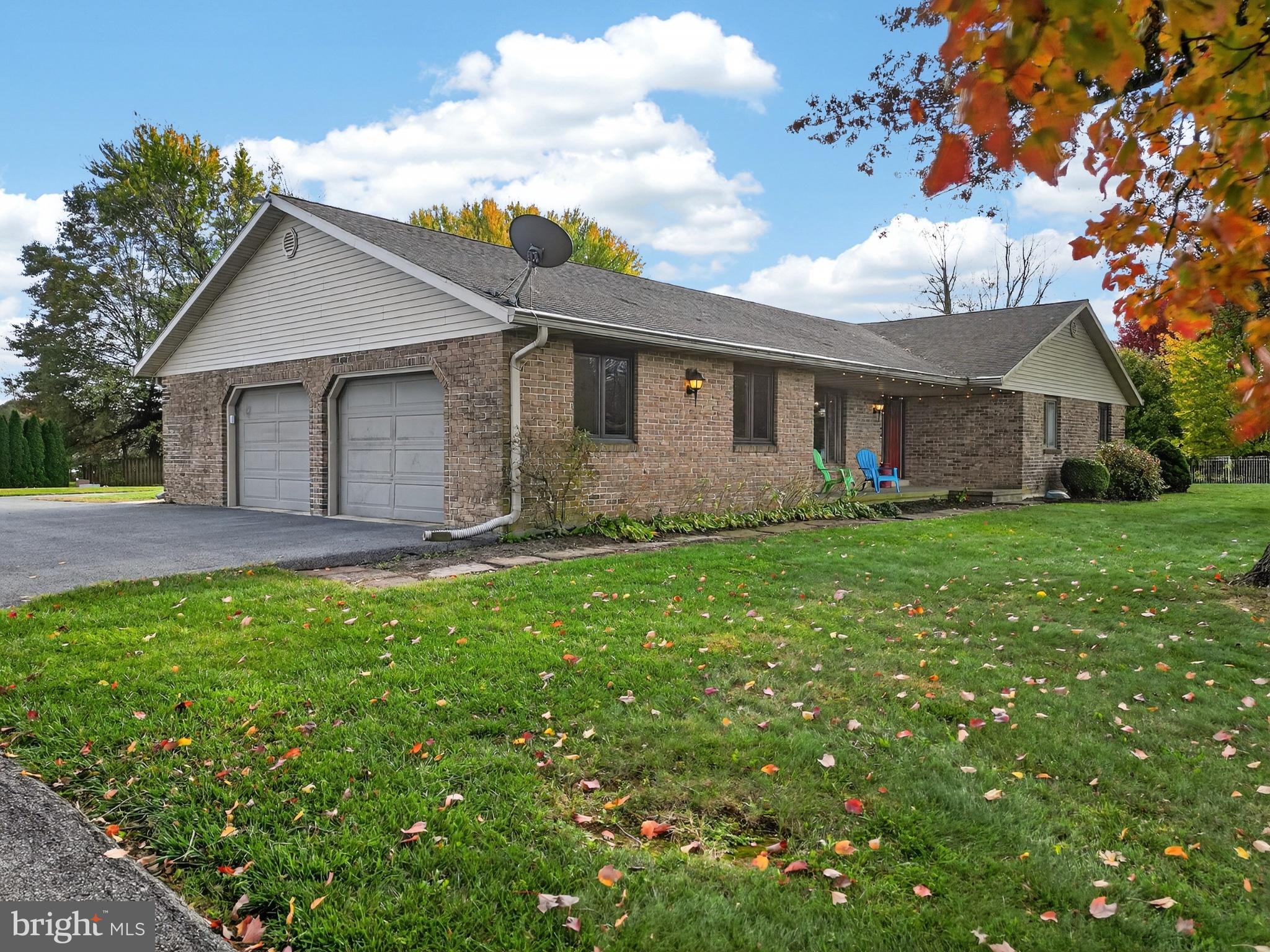 740 Lincoln Gardens Road Ephrata, PA 17522 - Photo 9 of 72 a front view of house with yard and green space