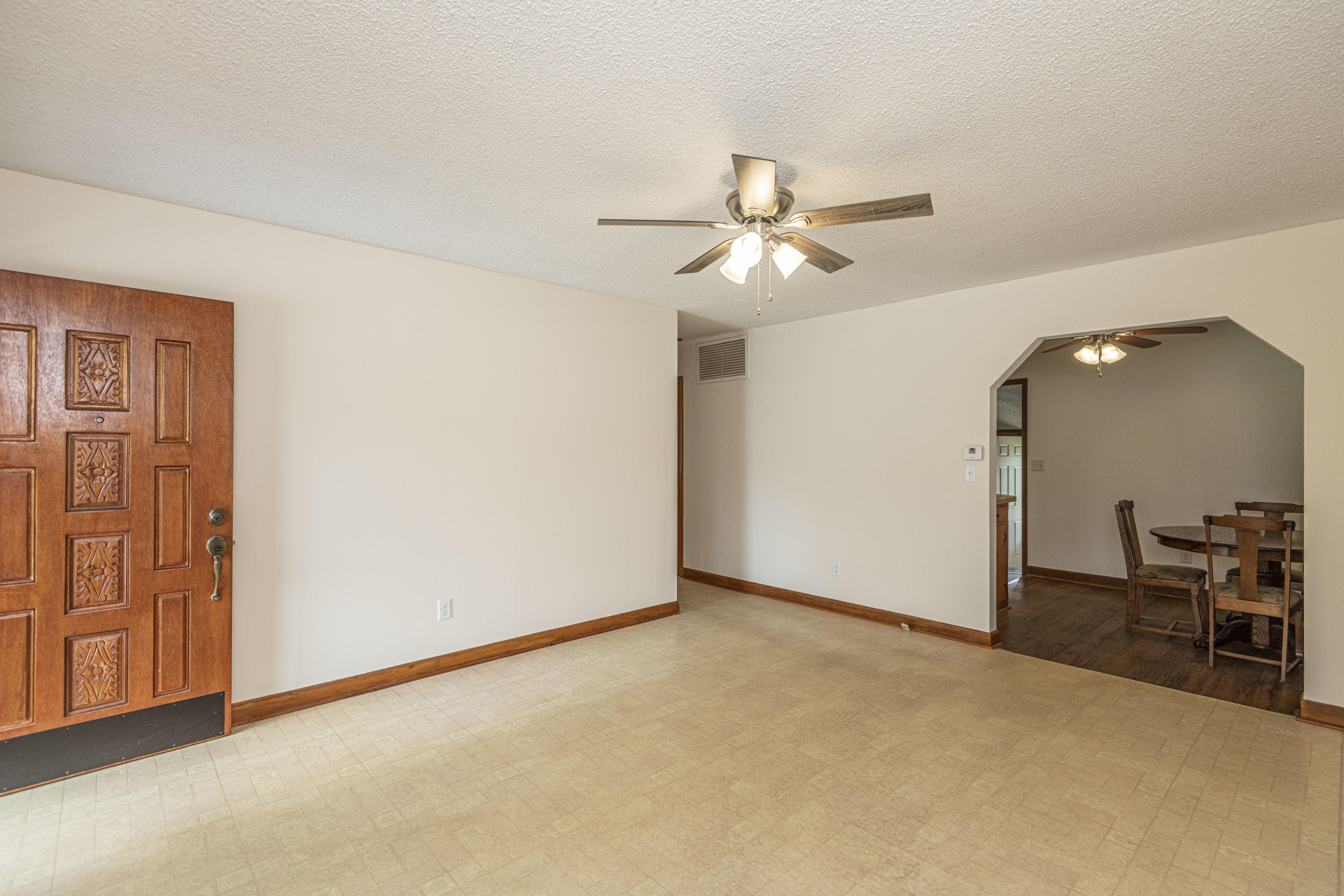 5925 Maple Street Hanahan, SC 29410 - Photo 6 of 32 living room