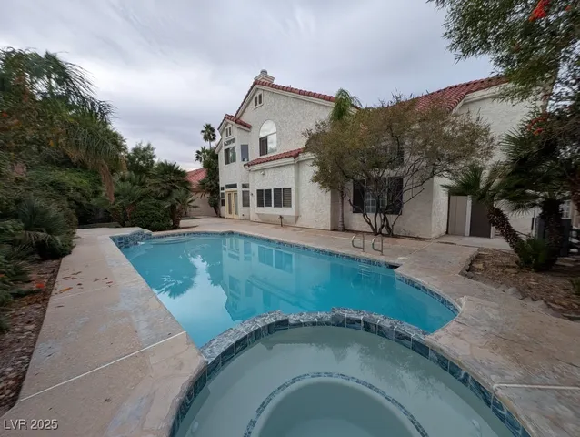 $3,000 | 2704 North Ontario Drive, Las Vegas, NV 89128