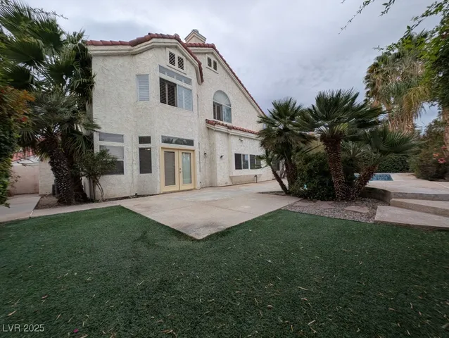 $3,000 | 2704 North Ontario Drive, Las Vegas, NV 89128