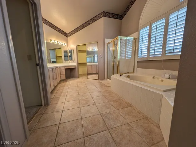 $3,000 | 2704 North Ontario Drive, Las Vegas, NV 89128