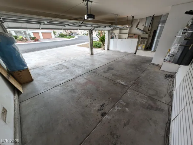 $3,000 | 2704 North Ontario Drive, Las Vegas, NV 89128