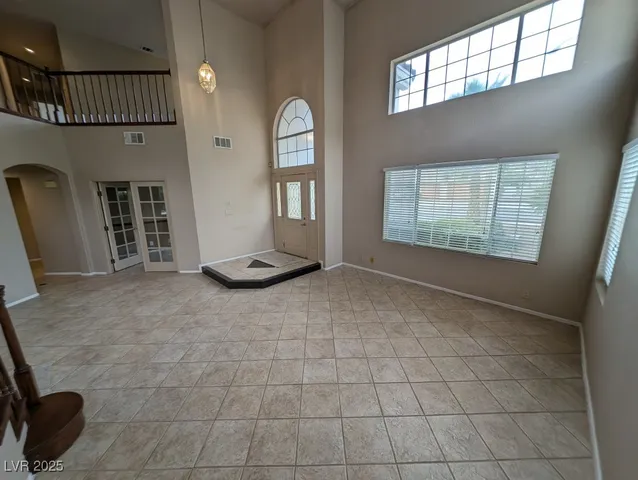 $3,000 | 2704 North Ontario Drive, Las Vegas, NV 89128