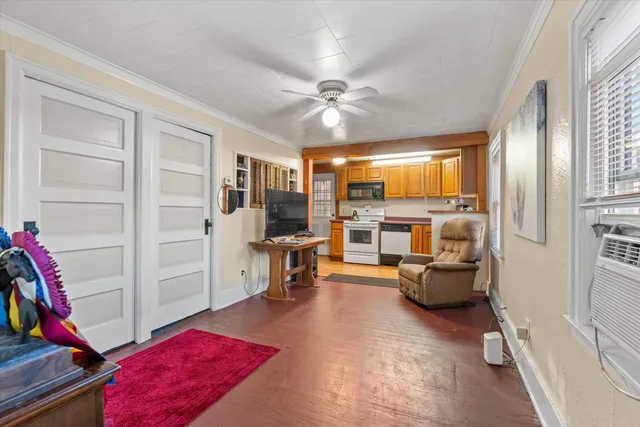 $130,000 | 401 West 3rd Street, Buchanan, MI 49107