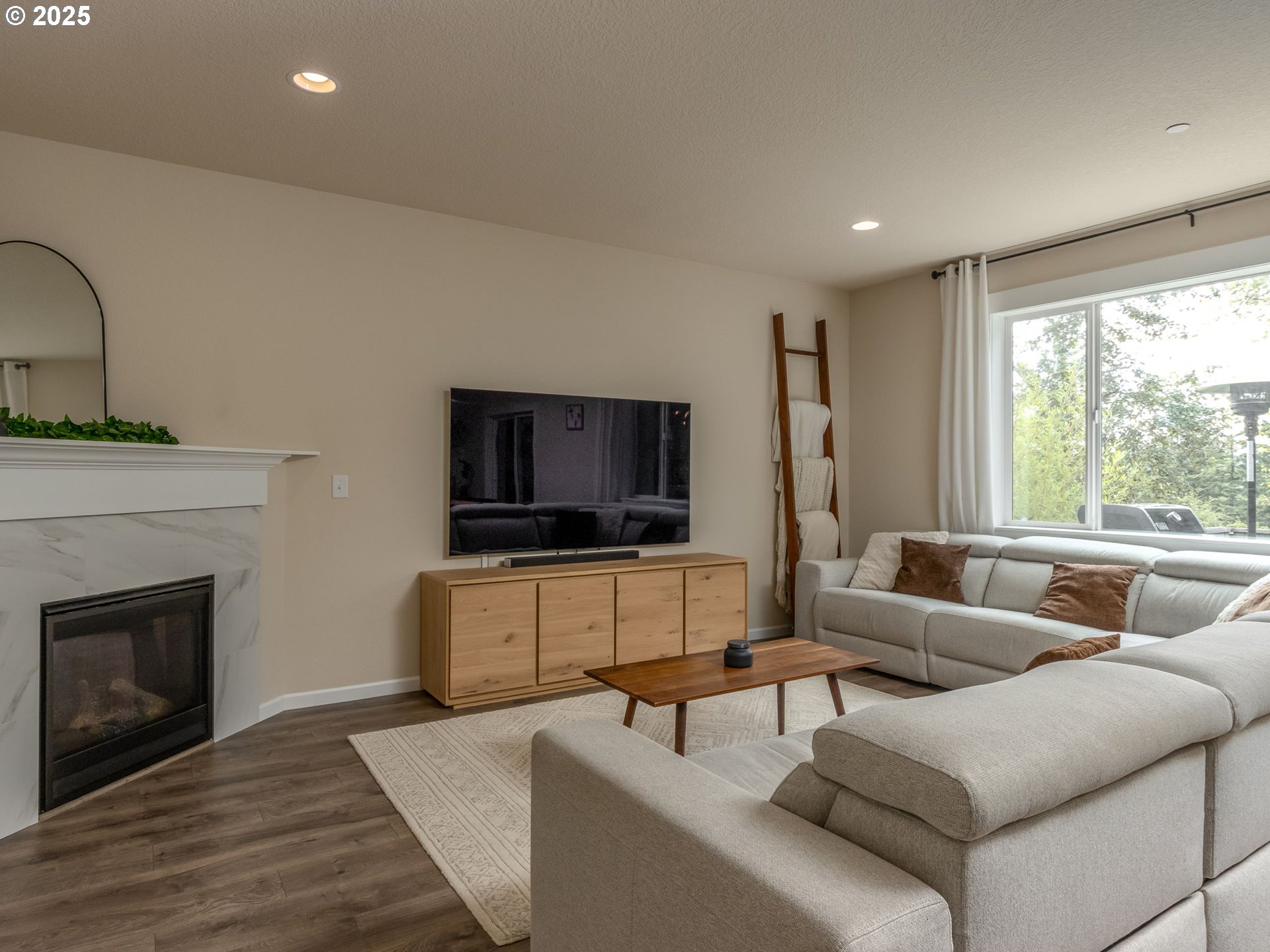 16954 Southeast Rhododendron Street Happy Valley, OR 97086 - Photo 15 of 41 Gallery Image 15