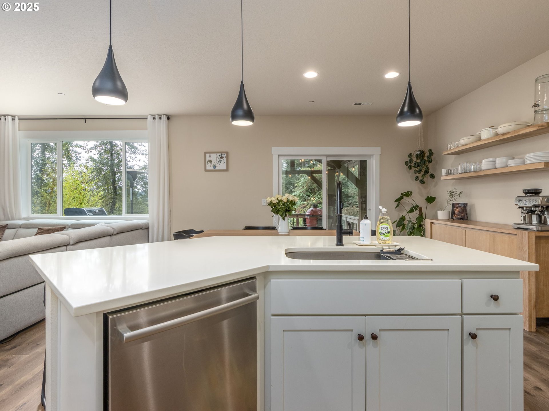16954 Southeast Rhododendron Street Happy Valley, OR 97086 - Photo 10 of 41 Gallery Image 10