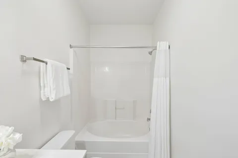 $225,000 | 8221 Lenox Creekside Drive, Unit B12, Nashville, TN 37211