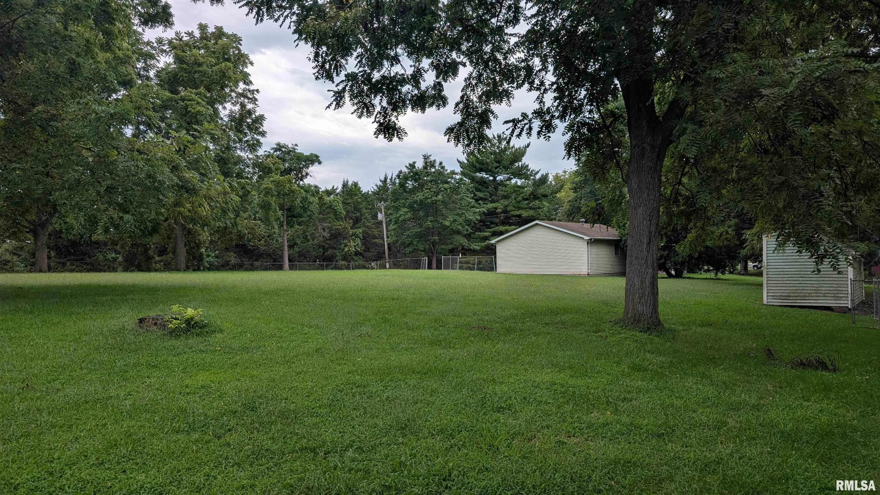 4487 Davis Road Pawnee, IL 62558 - Photo 26 of 34 Gallery Image 26