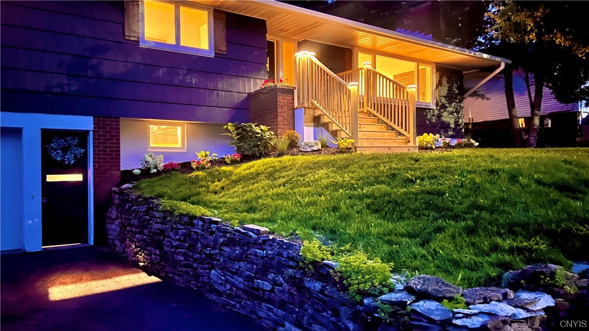 303 Windsor Drive DeWitt, NY 13214 - Photo 3 of 50