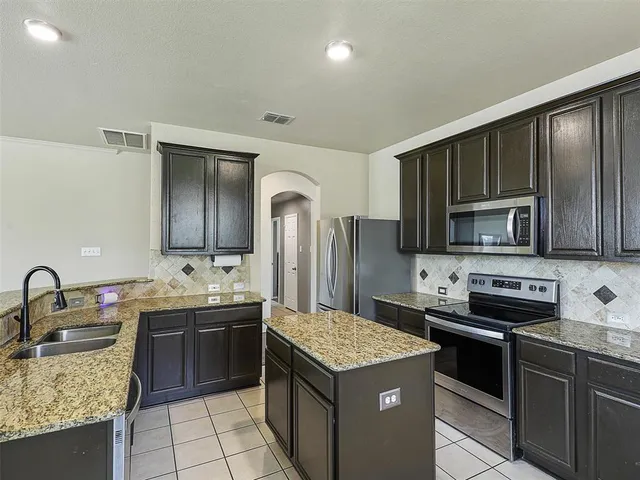 $495,000 | 5609 Dark Forest Drive, McKinney, TX 75070