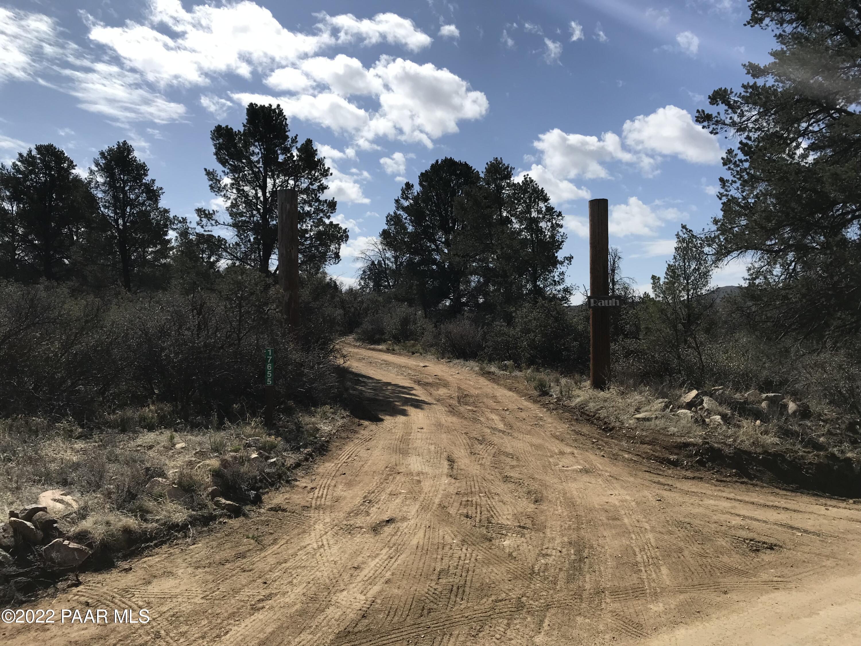 17875 Model Creek Road Peeples Valley, AZ 86332 - Photo 5 of 64 7BB07C03-3A08-4FA5-A001-134C2AE2B83B