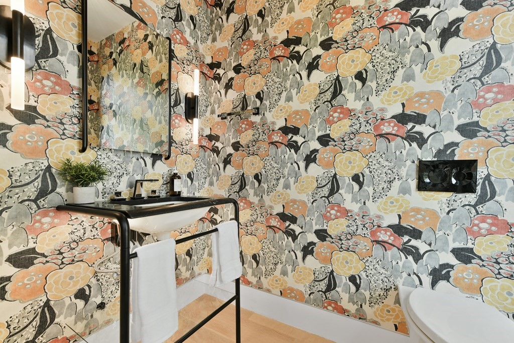 7 Chetwynd Road Cambridge, MA 02140 - Photo 11 of 28