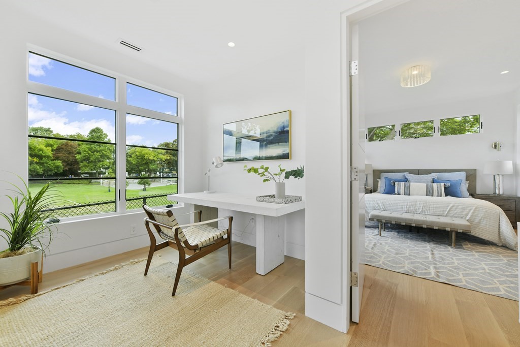 7 Chetwynd Road Cambridge, MA 02140 - Photo 13 of 28