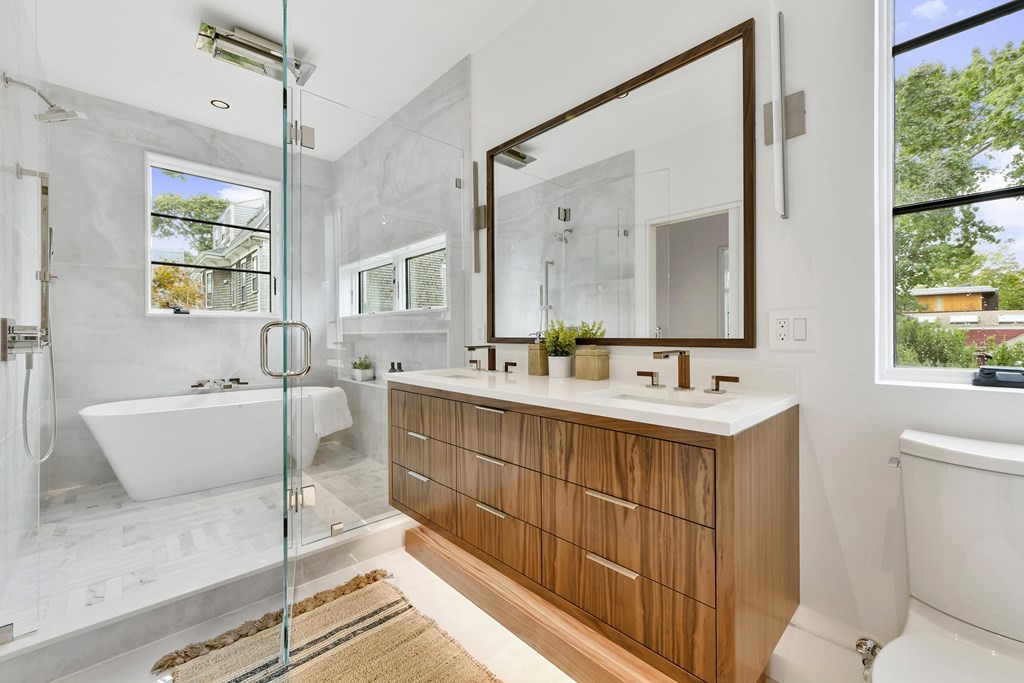 7 Chetwynd Road Cambridge, MA 02140 - Photo 16 of 28