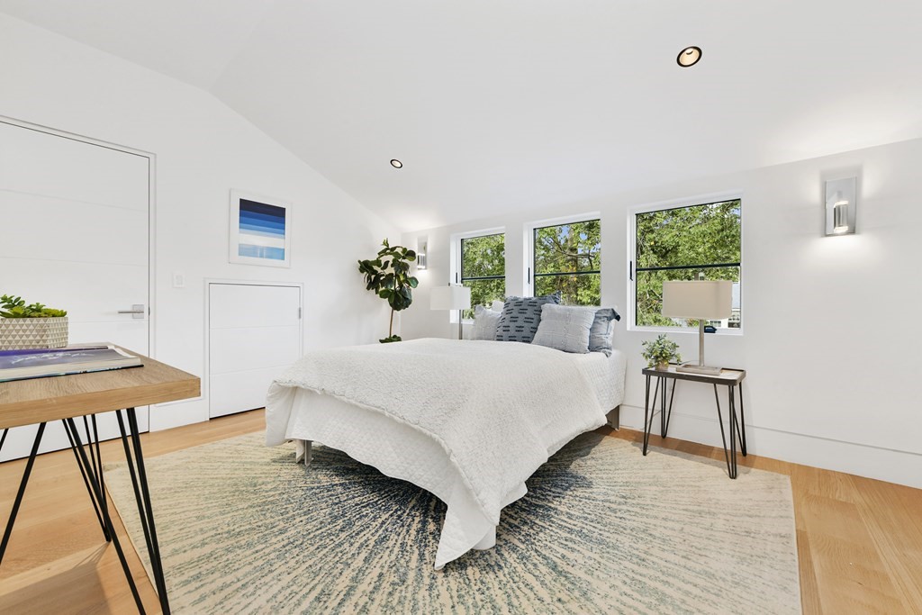 7 Chetwynd Road Cambridge, MA 02140 - Photo 18 of 28