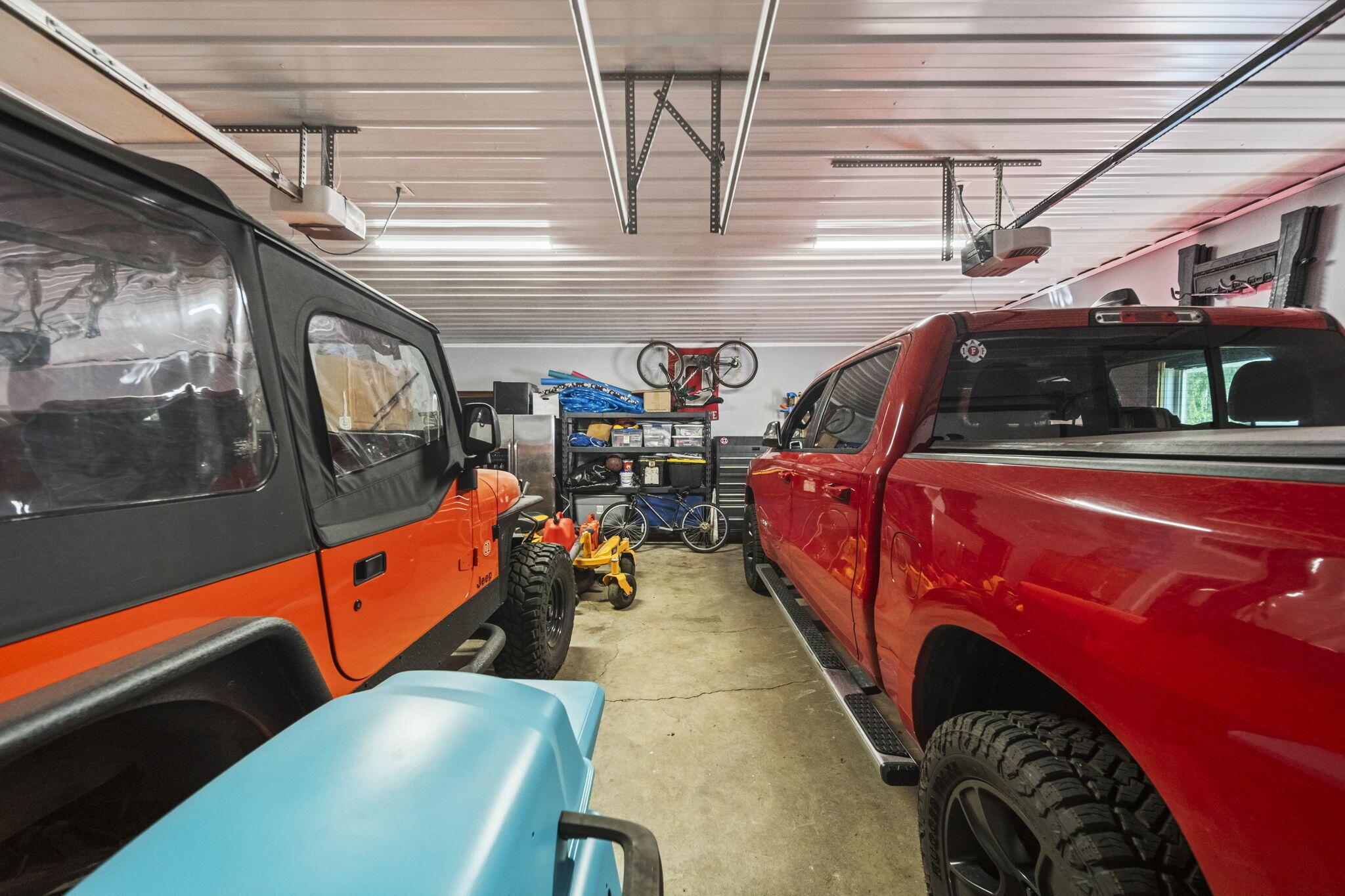 1860 Ginder Road Northwest Lancaster, OH 43130 - Photo 52 of 70 garage